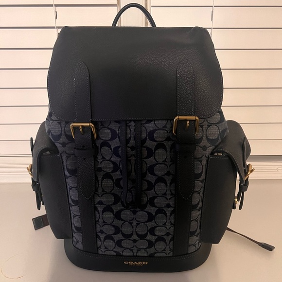 Authentic Coach Hudson Backpack in Signature Chambray - Brass/denim. - Picture 4 of 8